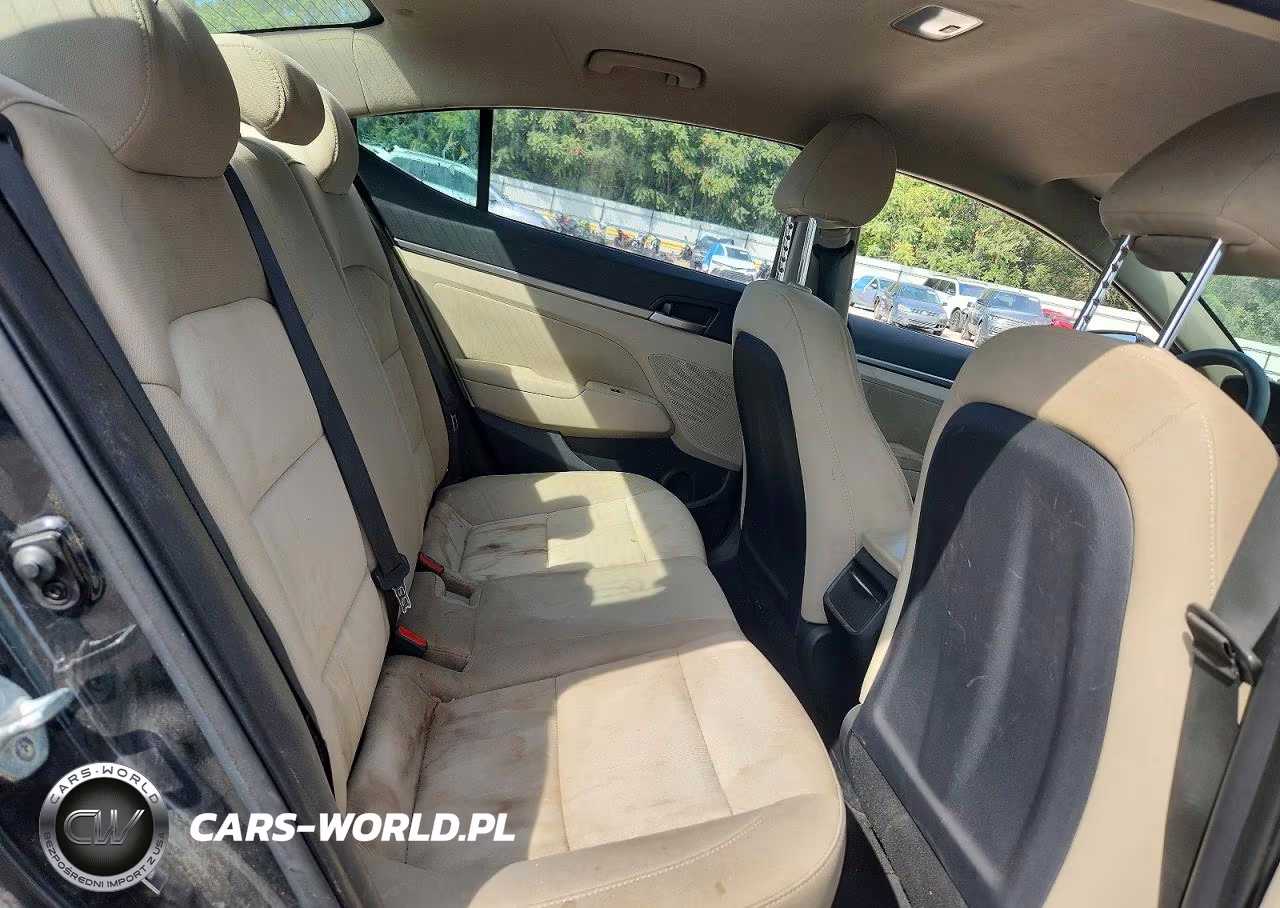 2018 Hyundai Elantra Sel VIN:5NPD84LF0JH240378 - 10
