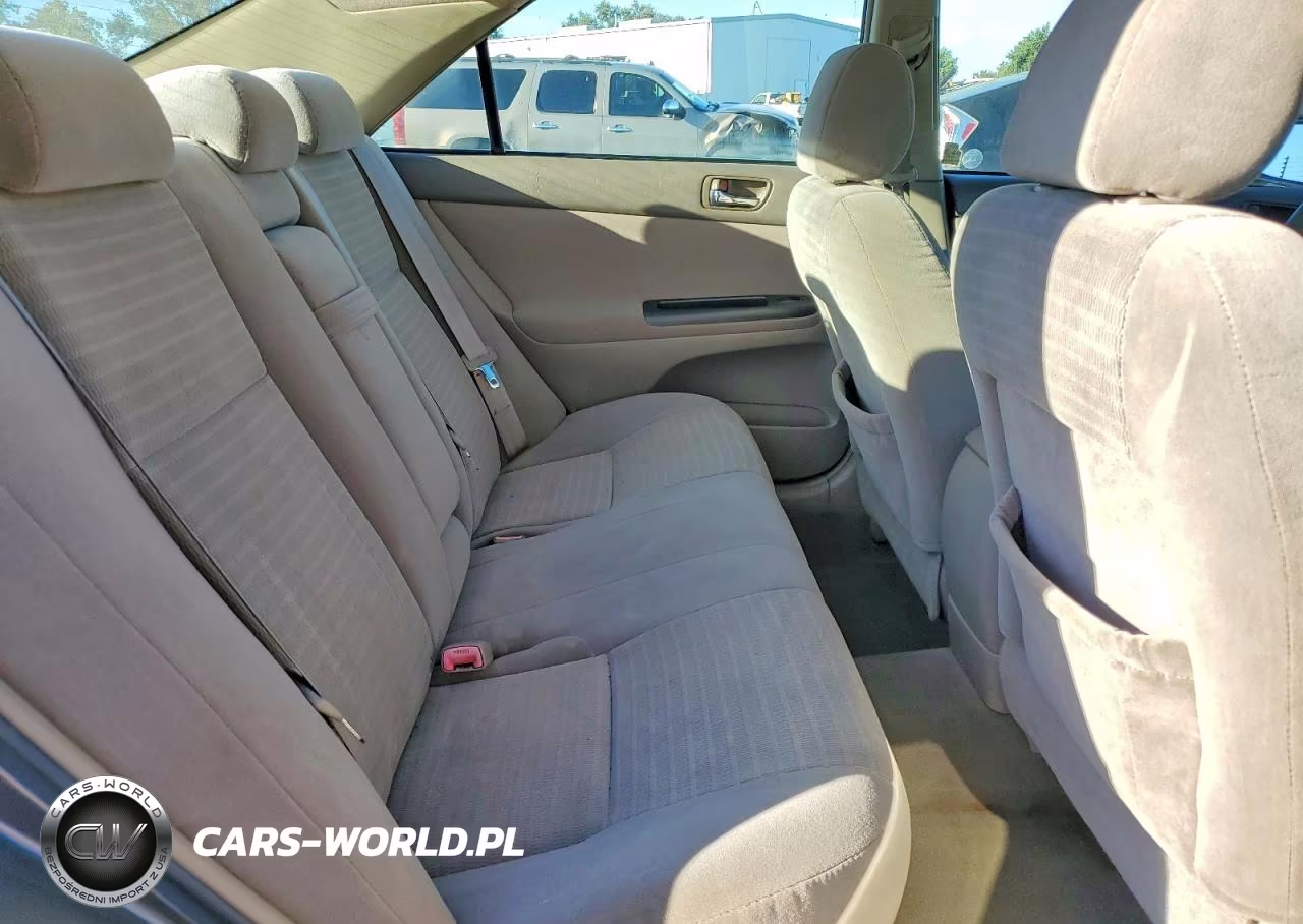 2005 Toyota Camry Le VIN:4T1BE32K25U505589 - 10