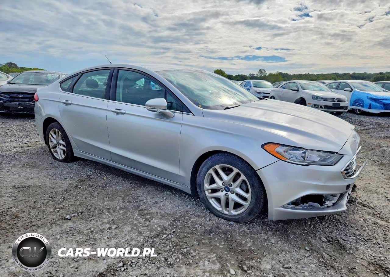 2017 Ford Fusion Se VIN:3FA6P0H72HR116499 - 4