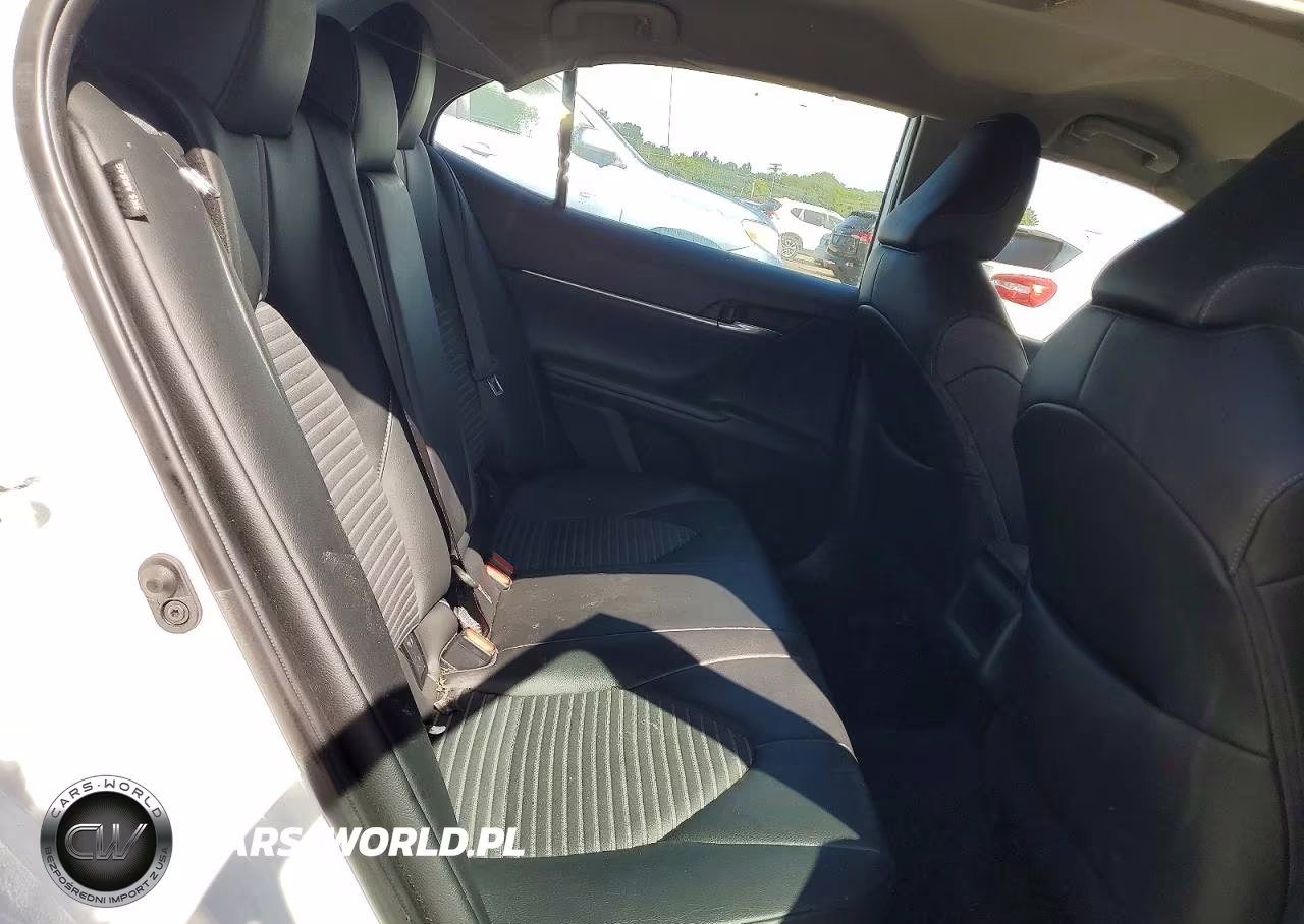2024 Toyota Camry Se VIN:4T1G11AK8RU910143 - 10