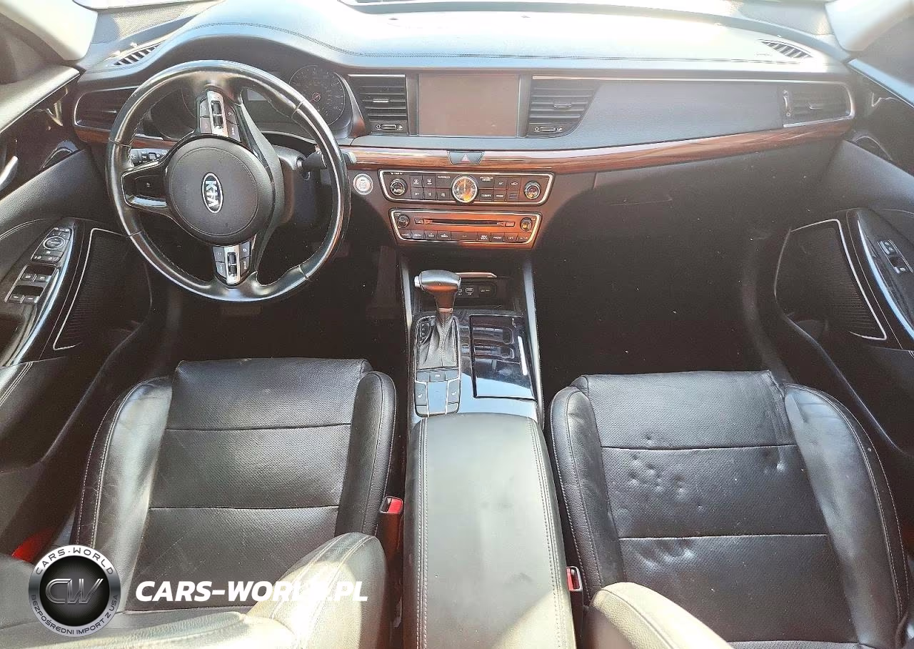 2018 Kia Cadenza Premium VIN:KNALC4J16J5101290 - 8