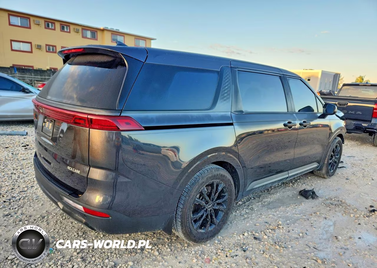 2023 Kia Carnival Lx VIN:KNDNB4H31P6260467 - 3