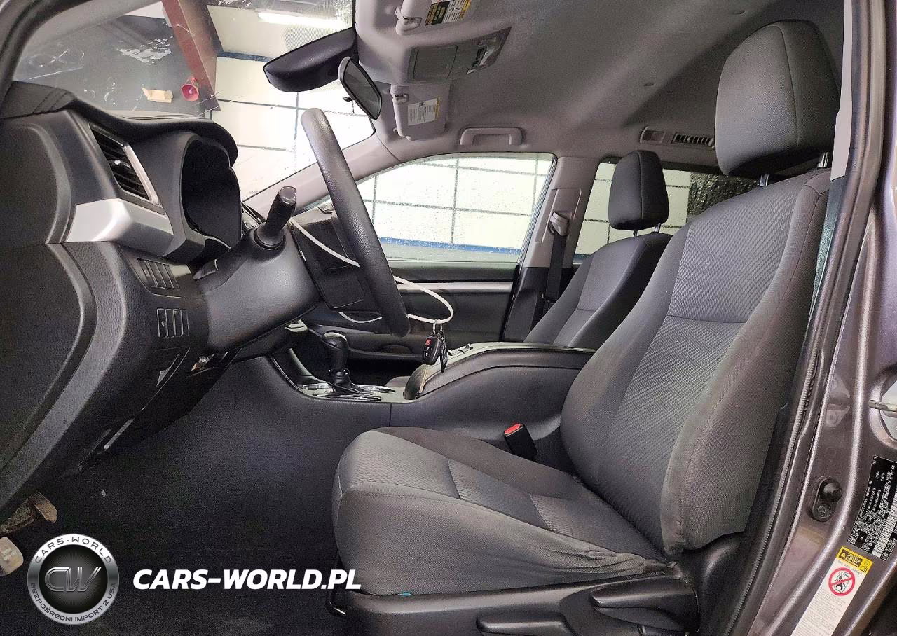 2019 Toyota Highlander Le VIN:5TDBZRFHXKS708529 - 7