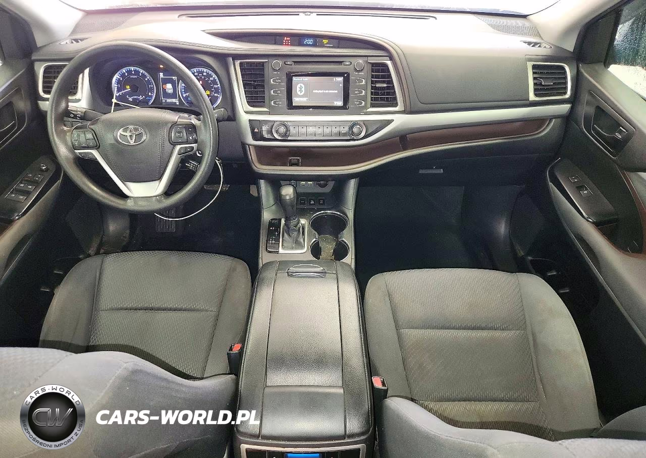 2019 Toyota Highlander Le VIN:5TDBZRFHXKS708529 - 8