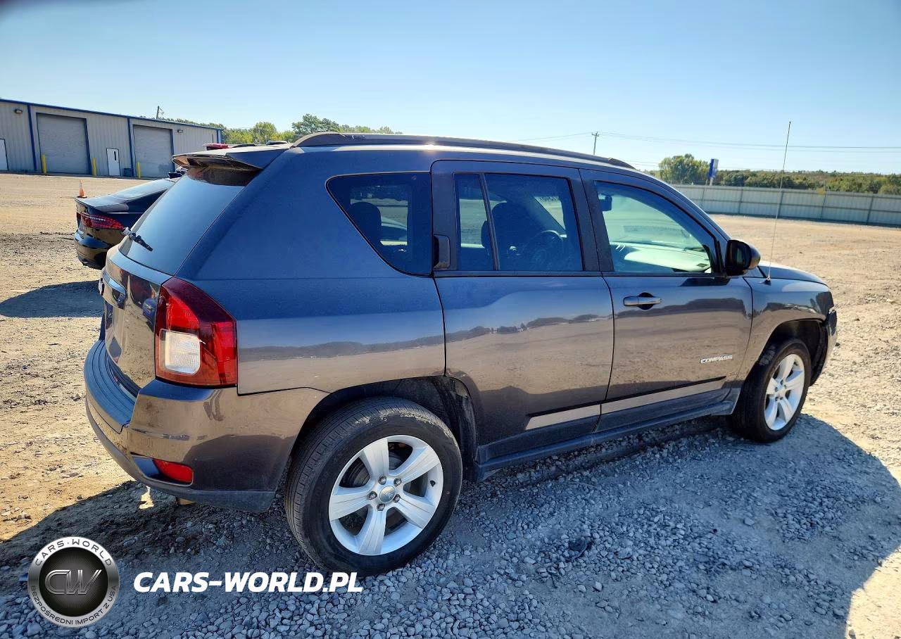 2016 Jeep Compass Sport VIN:1C4NJCBA5GD611333 - 3