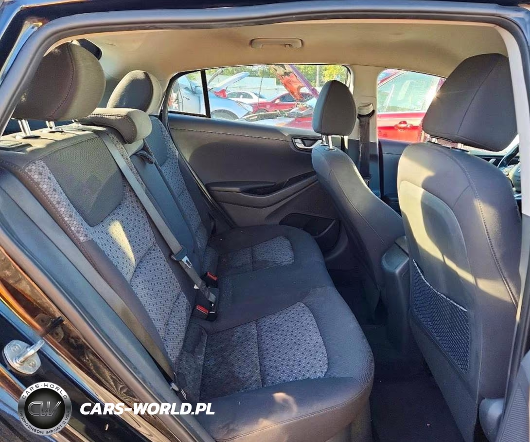2019 Hyundai Ioniq Plug-In Hybrid Base VIN:KMHC65LD6KU172662 - 10