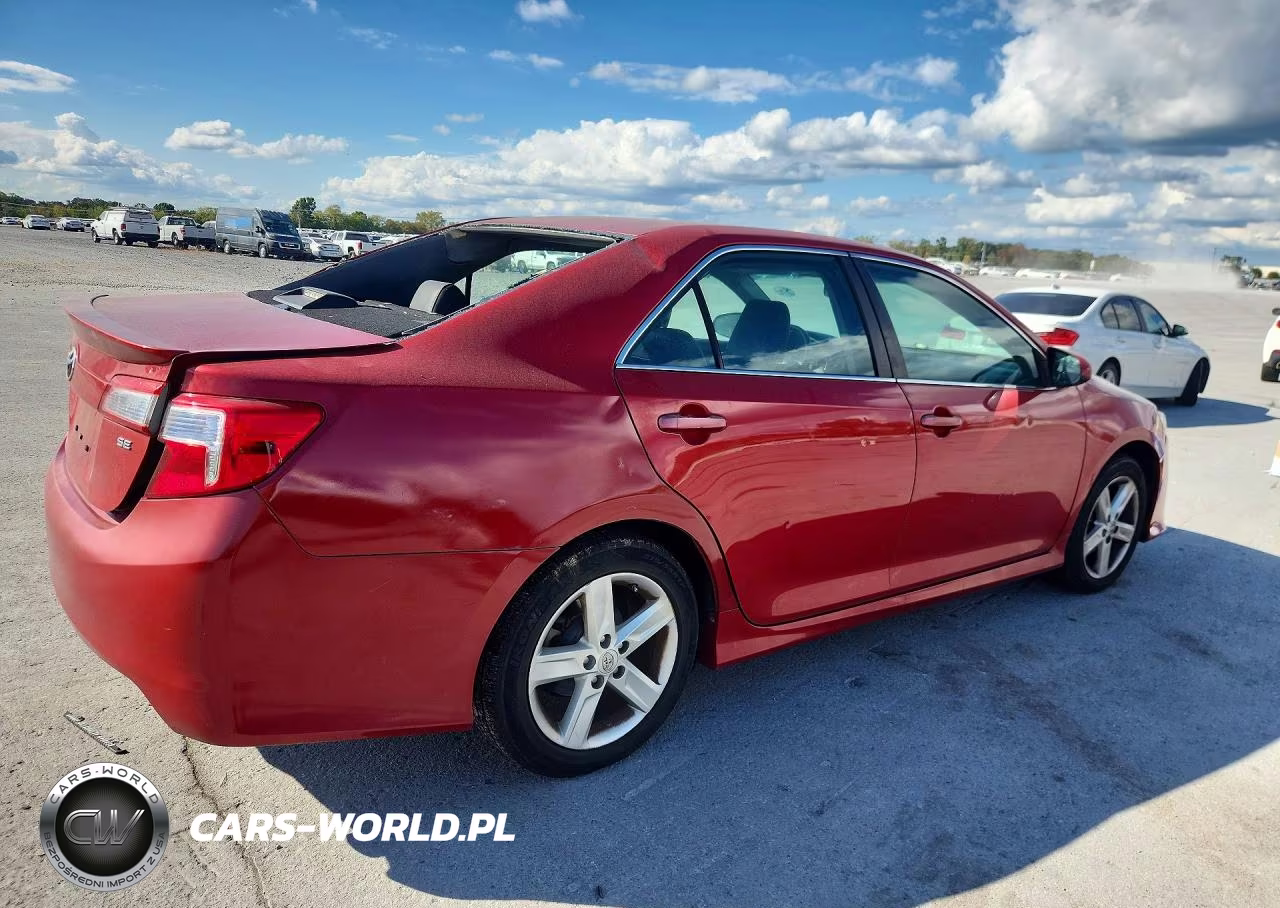 2014 Toyota Camry Se VIN:4T1BF1FK6EU829222 - 3