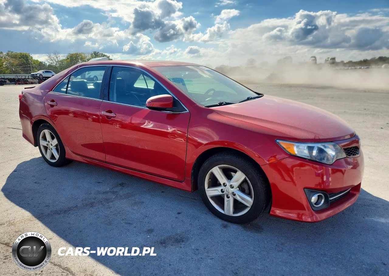 2014 Toyota Camry Se VIN:4T1BF1FK6EU829222 - 4