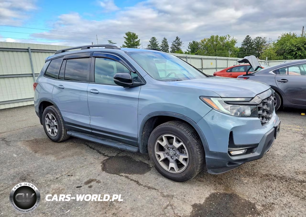 2022 Honda Passport Trail Sport VIN:5FNYF8H68NB000510 - 4