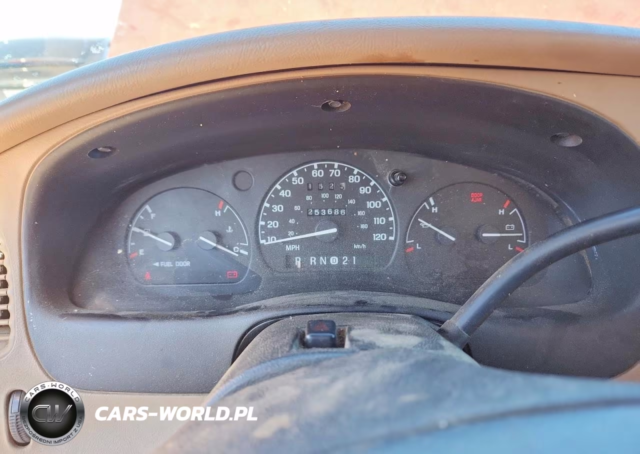2000 Ford Ranger VIN:1FTYR10V3YPA36598 - 9