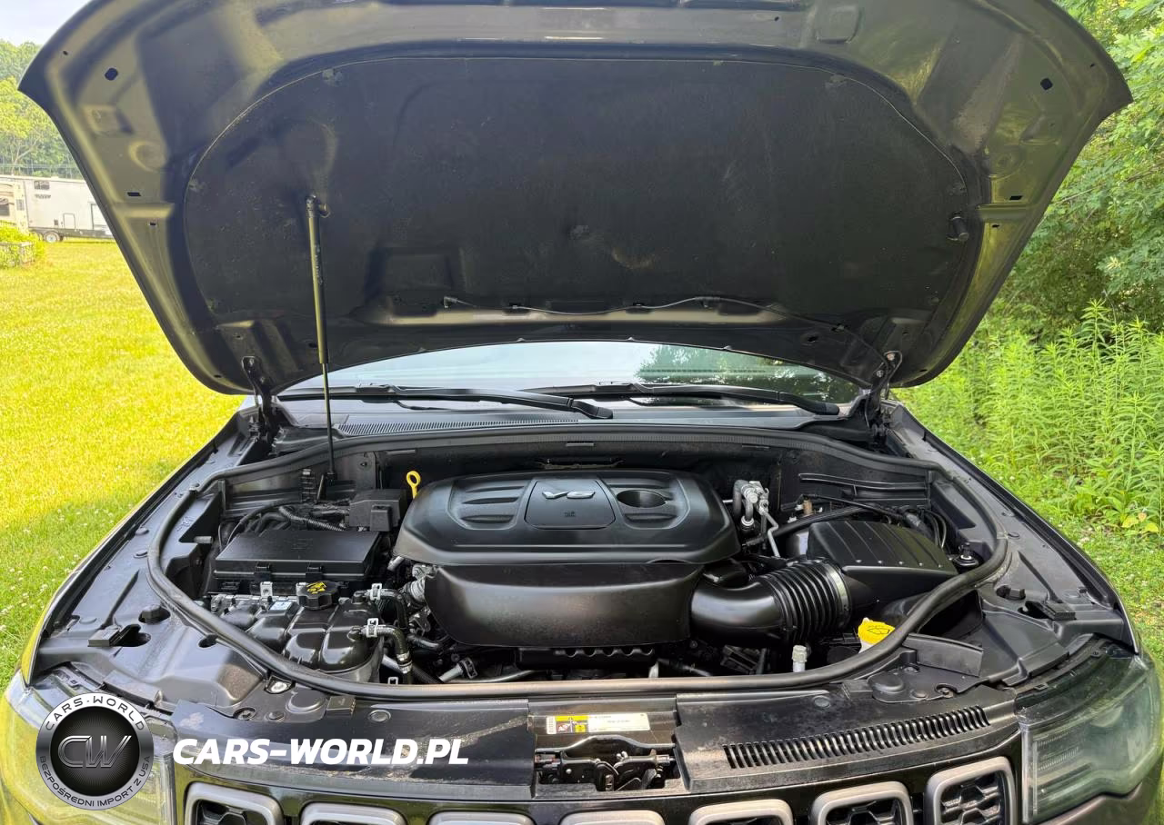2018 Jeep Grand Cherokee Trailhawk VIN:1C4RJFLGXJC300287 - 7