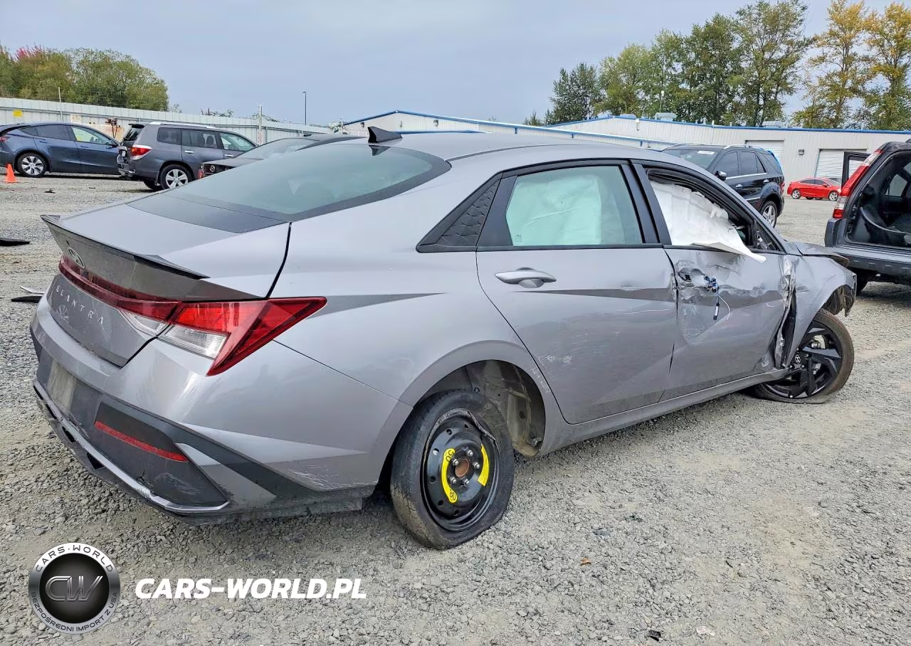 2026 Hyundai Elantra Sel Sport VIN:KMHLM4DG9TU147121 - 3