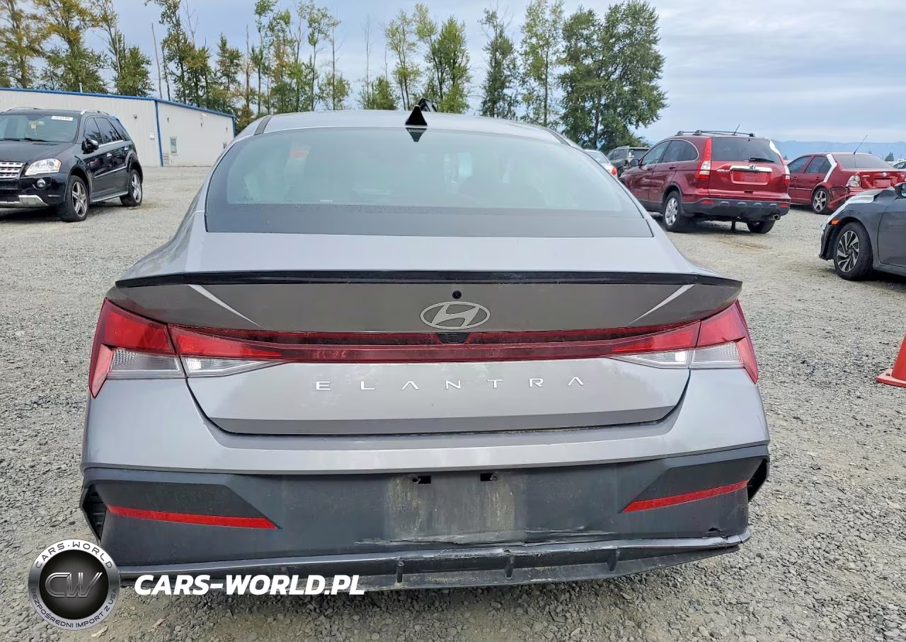 2026 Hyundai Elantra Sel Sport VIN:KMHLM4DG9TU147121 - 6