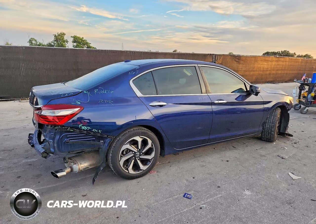 2017 Honda Accord Ex VIN:1HGCR2F76HA028816 - 3