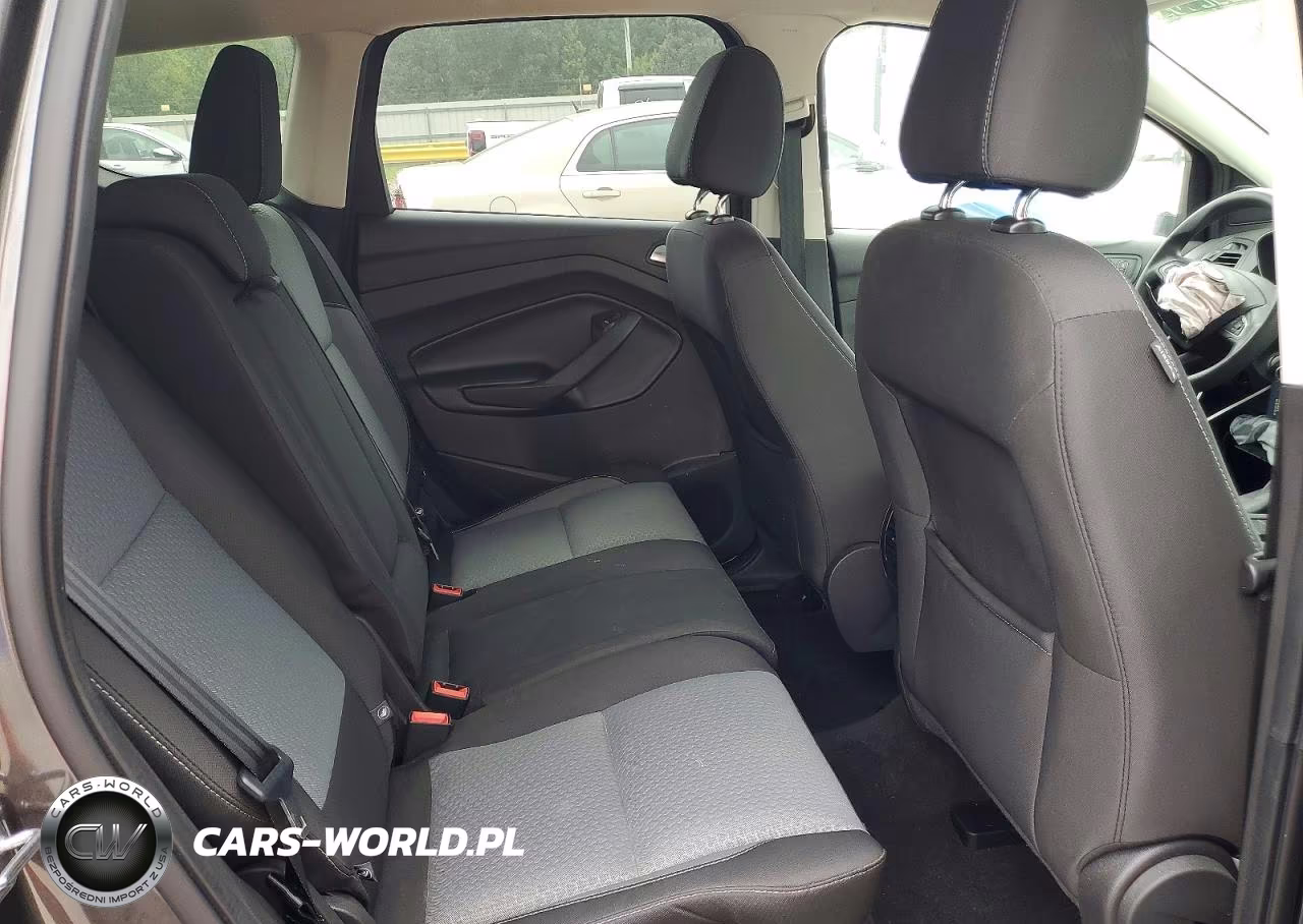 2017 Ford Escape Se VIN:1FMCU0GD6HUA36723 - 10