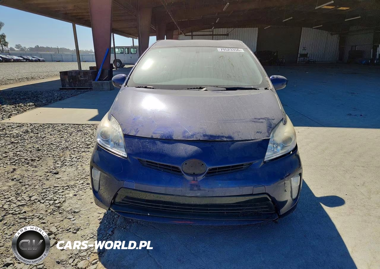 2012 Toyota Prius Two VIN:JTDKN3DUXC1558963 - 5