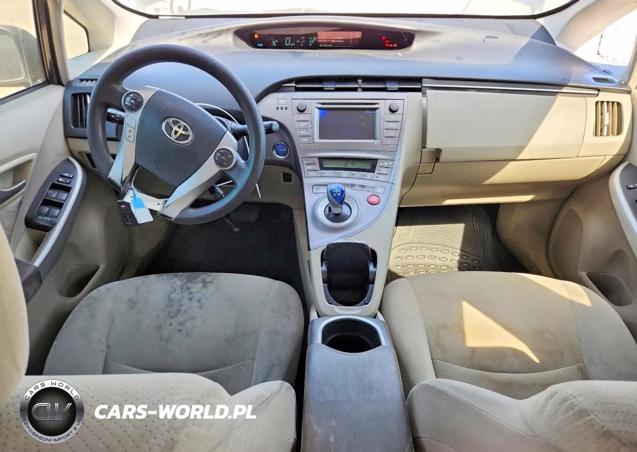 2012 Toyota Prius Two VIN:JTDKN3DUXC1558963 - 8