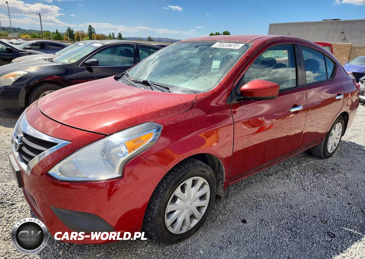 2017 Nissan Versa 1.6 Sv – zdjęcie 1 z 12