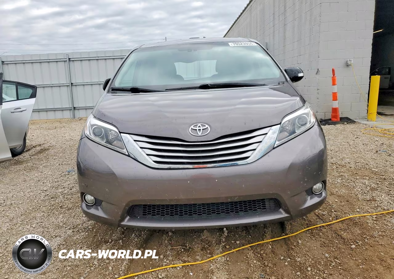 2017 Toyota Sienna Limited Premium 7-Passenger VIN:5TDDZ3DC2HS160354 - 5