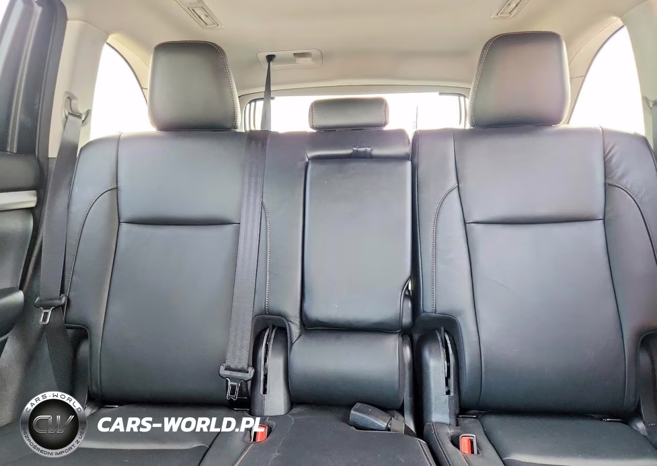2018 Toyota Highlander Xle VIN:5TDJZRFH2JS528200 - 10