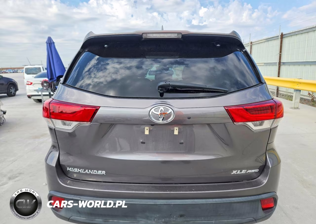 2018 Toyota Highlander Xle VIN:5TDJZRFH2JS528200 - 6