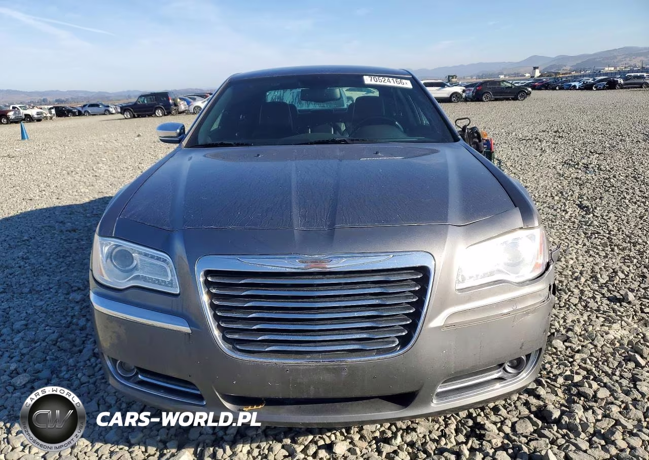 2011 Chrysler 300 Limited VIN:2C3CA5CG4BH551597 - 5