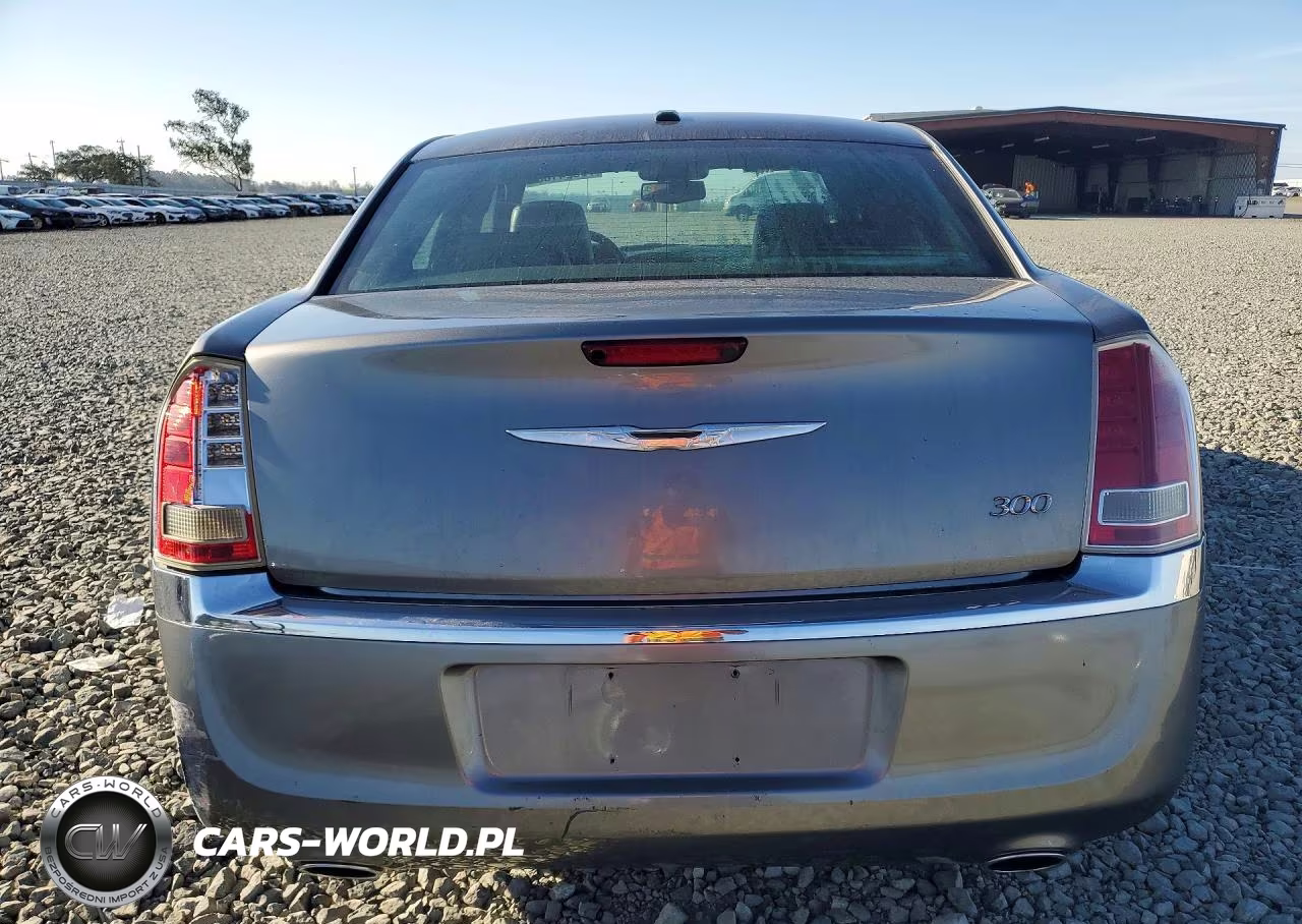 2011 Chrysler 300 Limited VIN:2C3CA5CG4BH551597 - 6