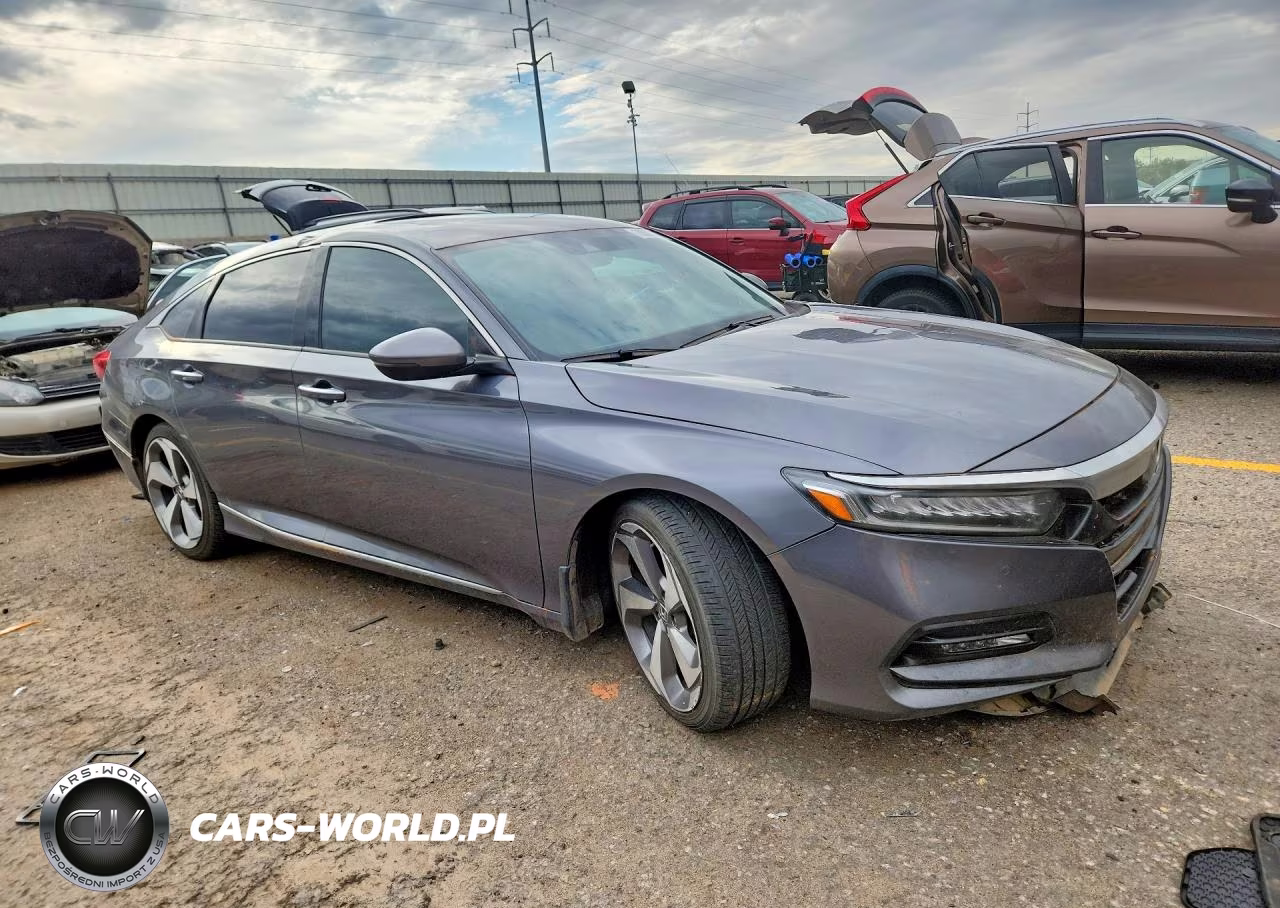 2020 Honda Accord Touring VIN:1HGCV2F99LA017640 - 4