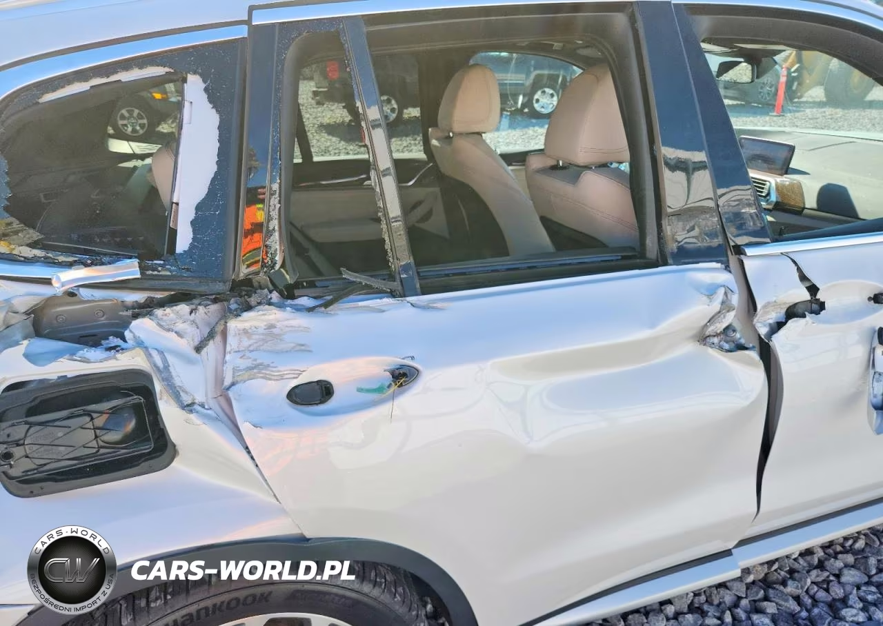 2019 BMW X3 xDrive30I VIN:5UXTR9C55KLP90183 - 11