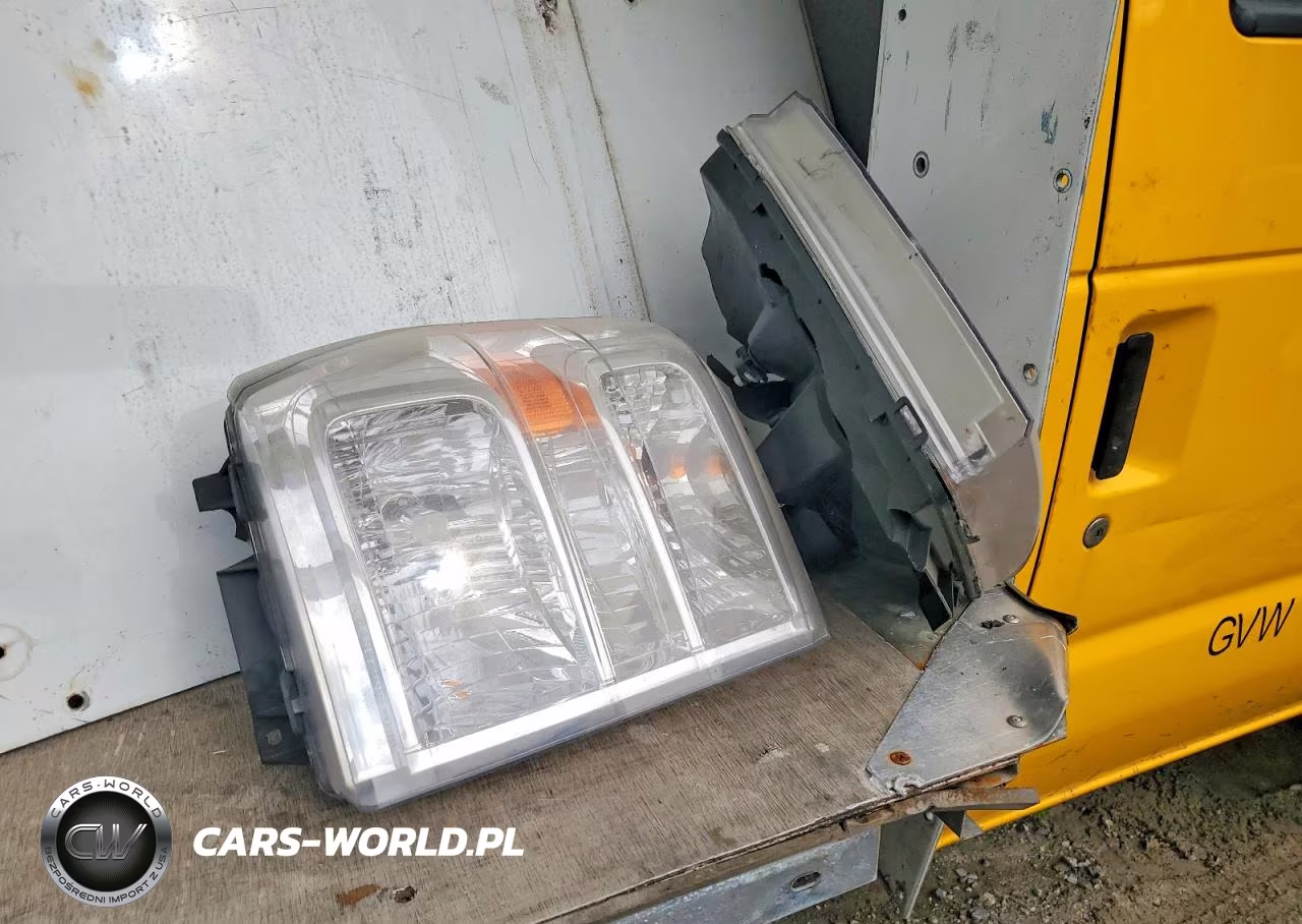 2023 Ford Econoline - Box Truck VIN:1FDWE3FN2PDD28521 - 13