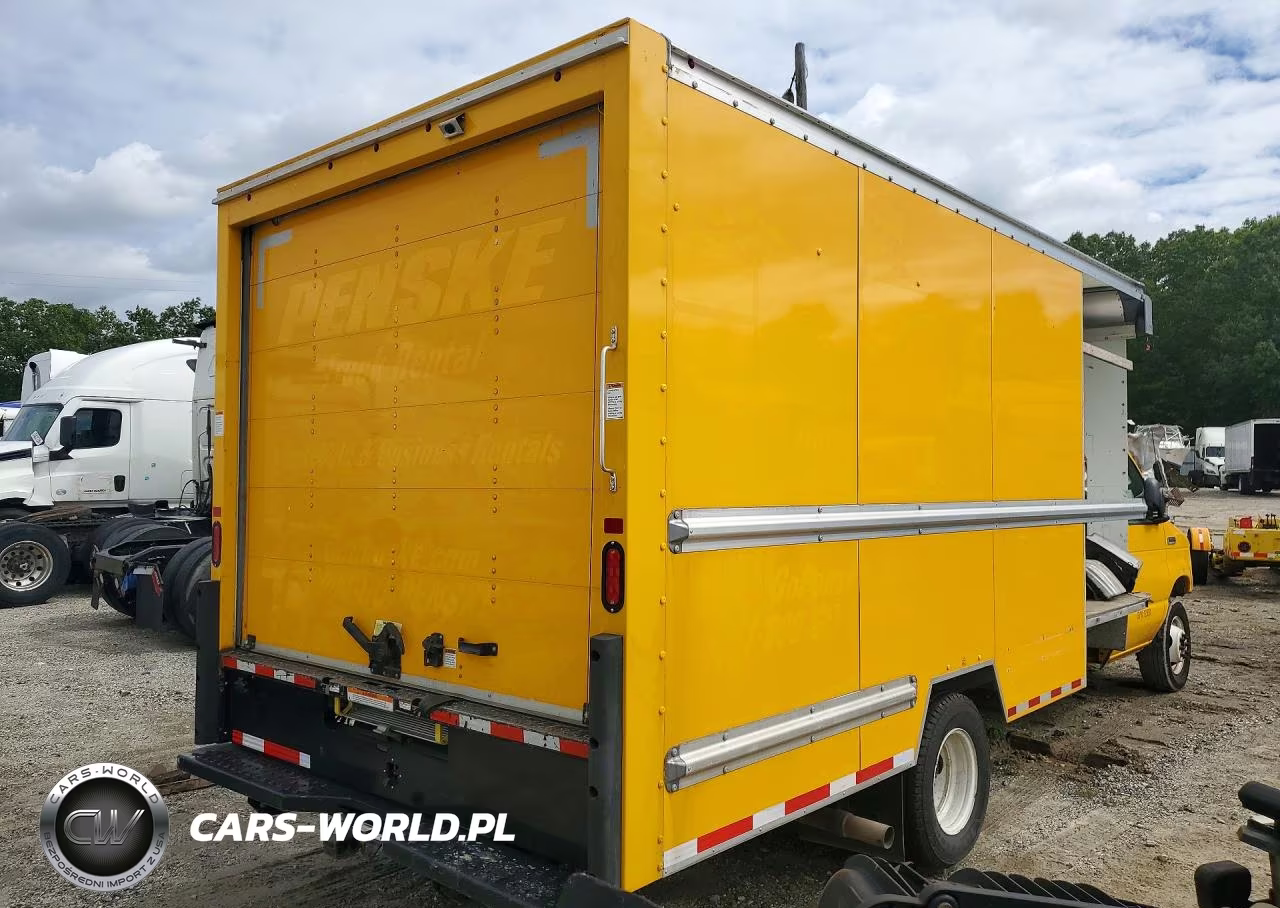 2023 Ford Econoline - Box Truck VIN:1FDWE3FN2PDD28521 - 3