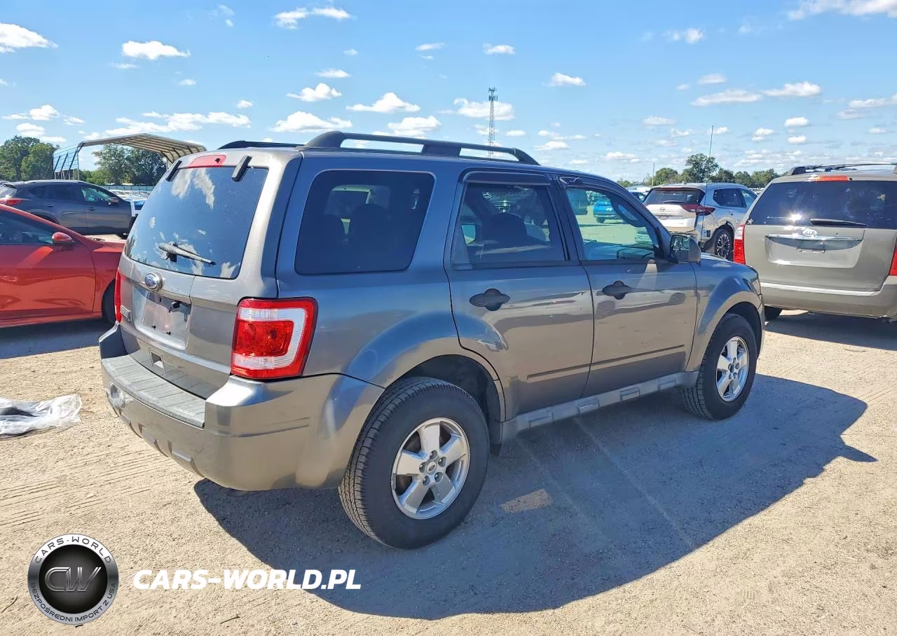 2011 Ford Escape Xlt VIN:1FMCU9D78BKA65484 - 3