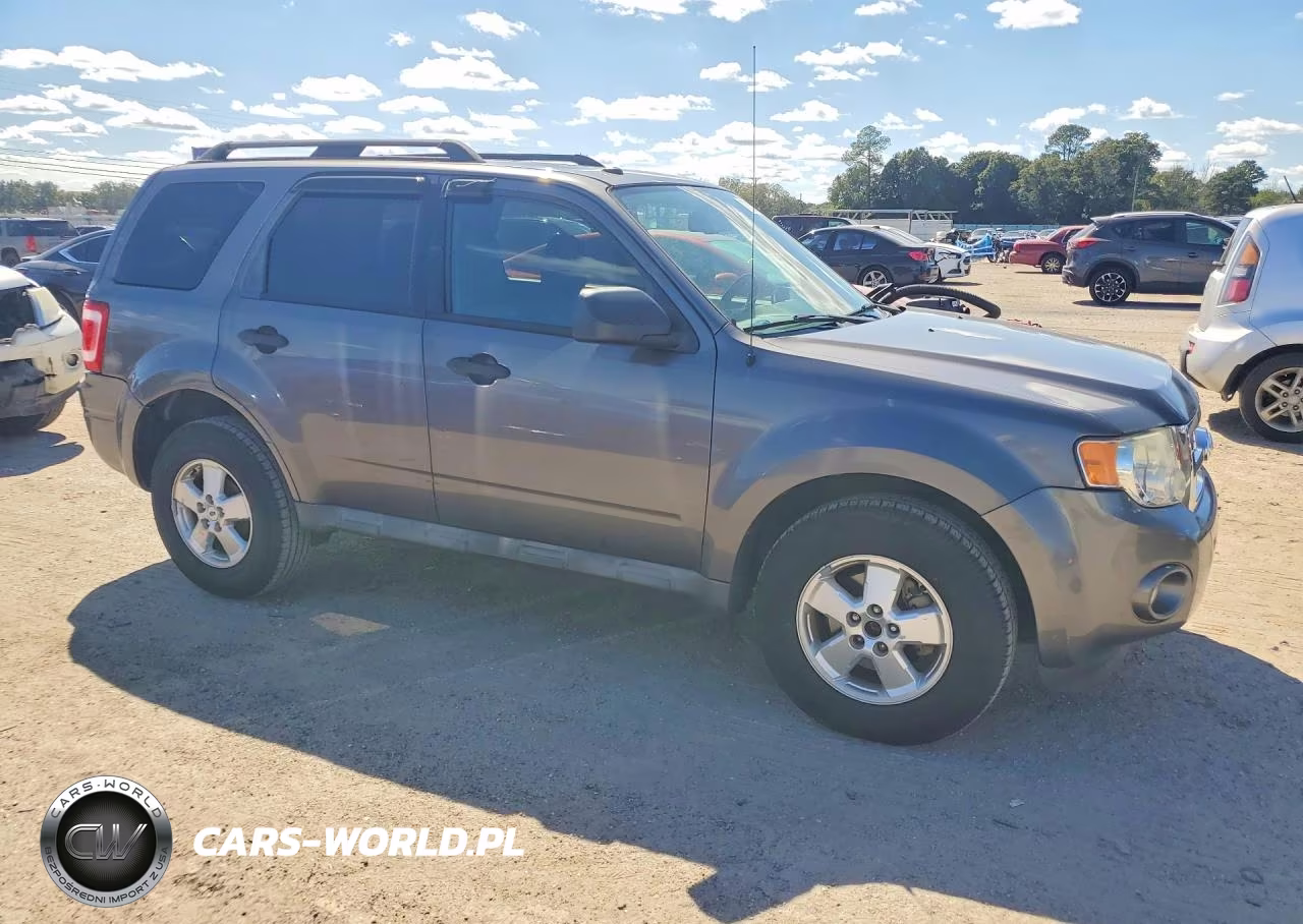 2011 Ford Escape Xlt VIN:1FMCU9D78BKA65484 - 4