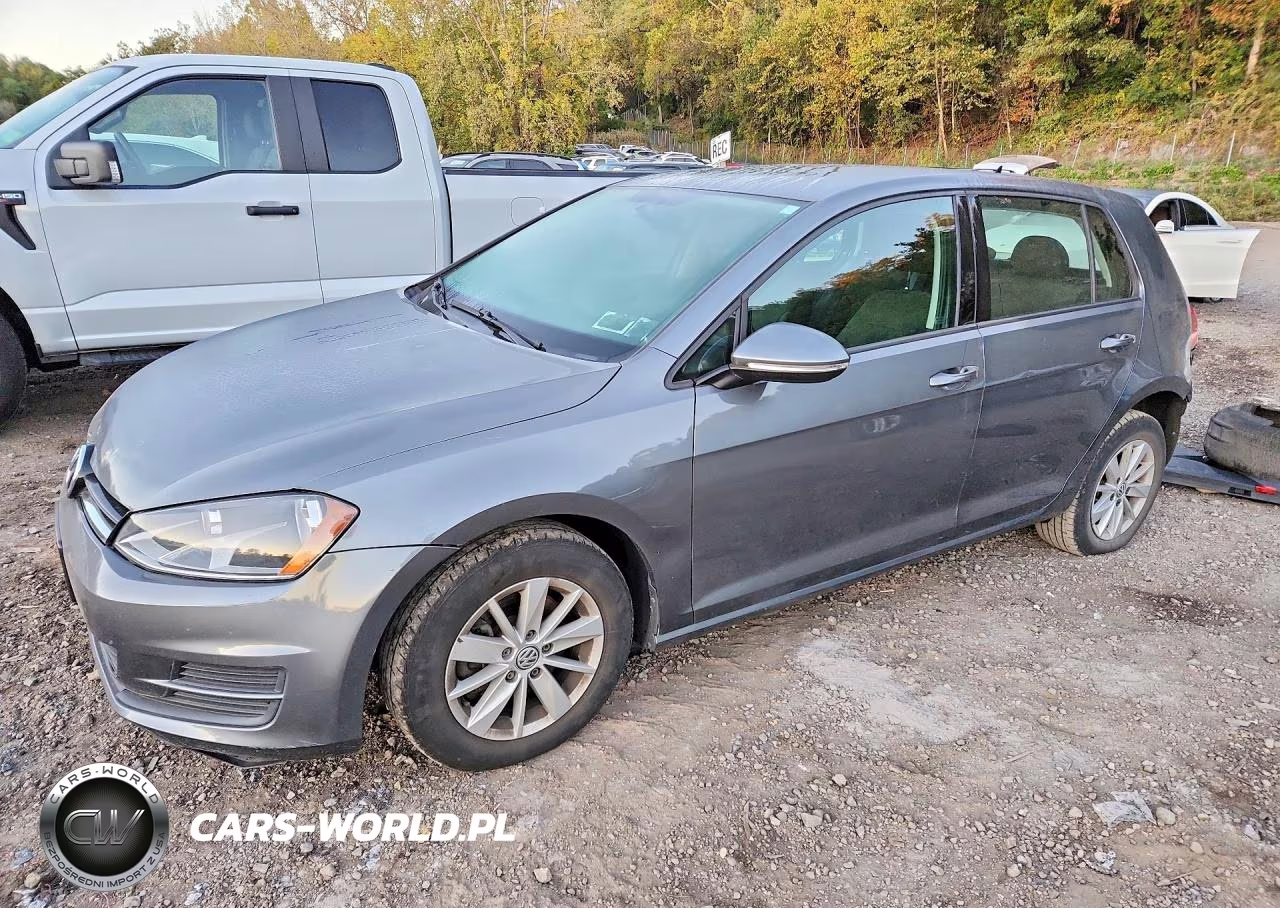2017 Volkswagen Golf S