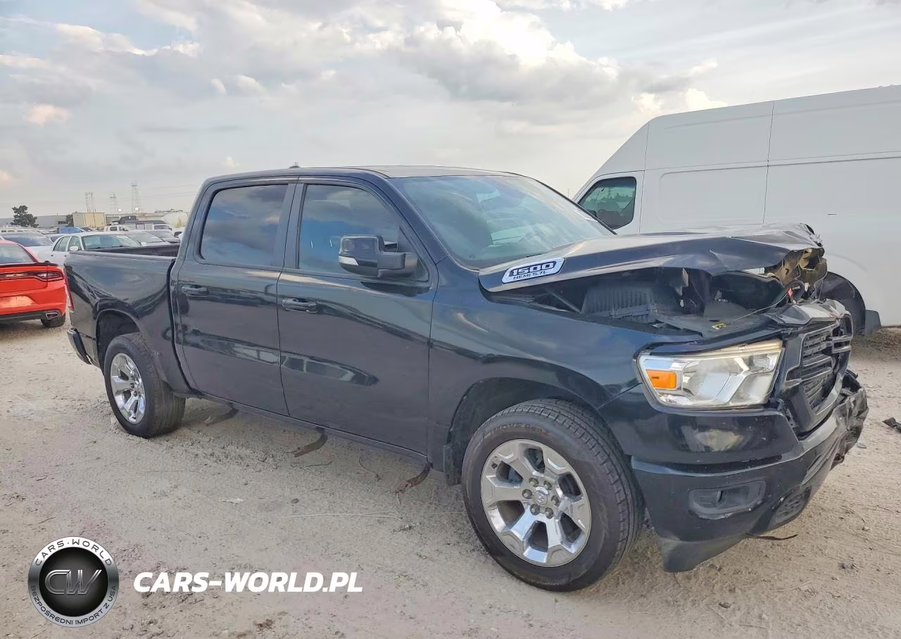 2019 Ram 1500 VIN:1C6RREFT4KN884601 - 4