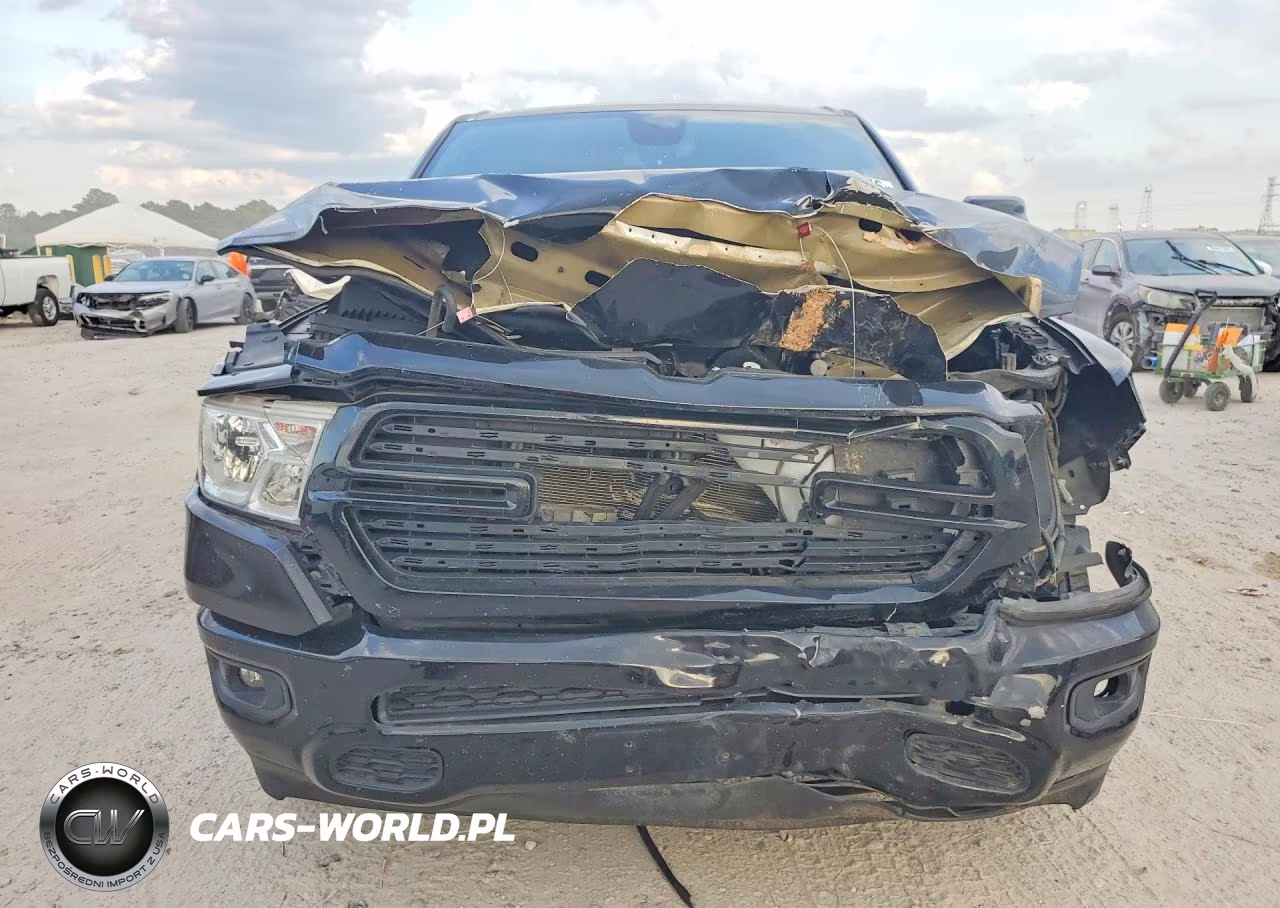 2019 Ram 1500 VIN:1C6RREFT4KN884601 - 5