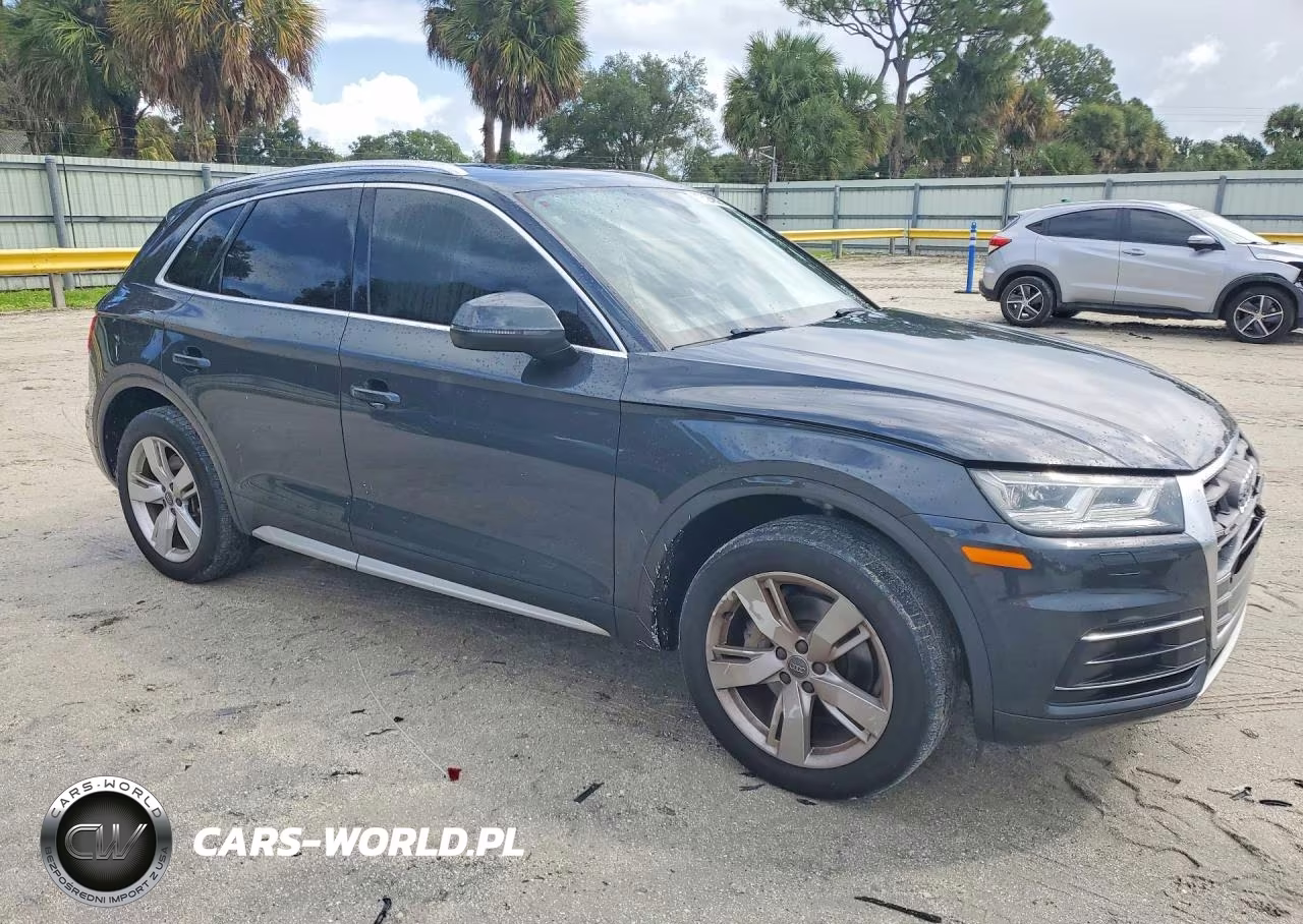 2019 Audi Q5 Premium Plus VIN:WA1BNAFY3K2042337 - 4