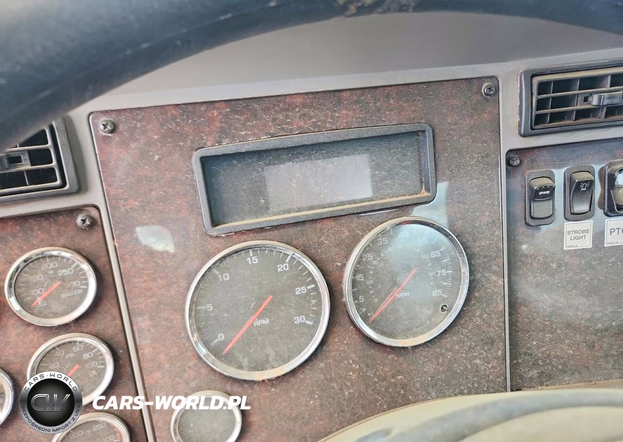 2022 Kenworth T370 Grapple Truck VIN:2NKHHM7X3NM139893 - 9