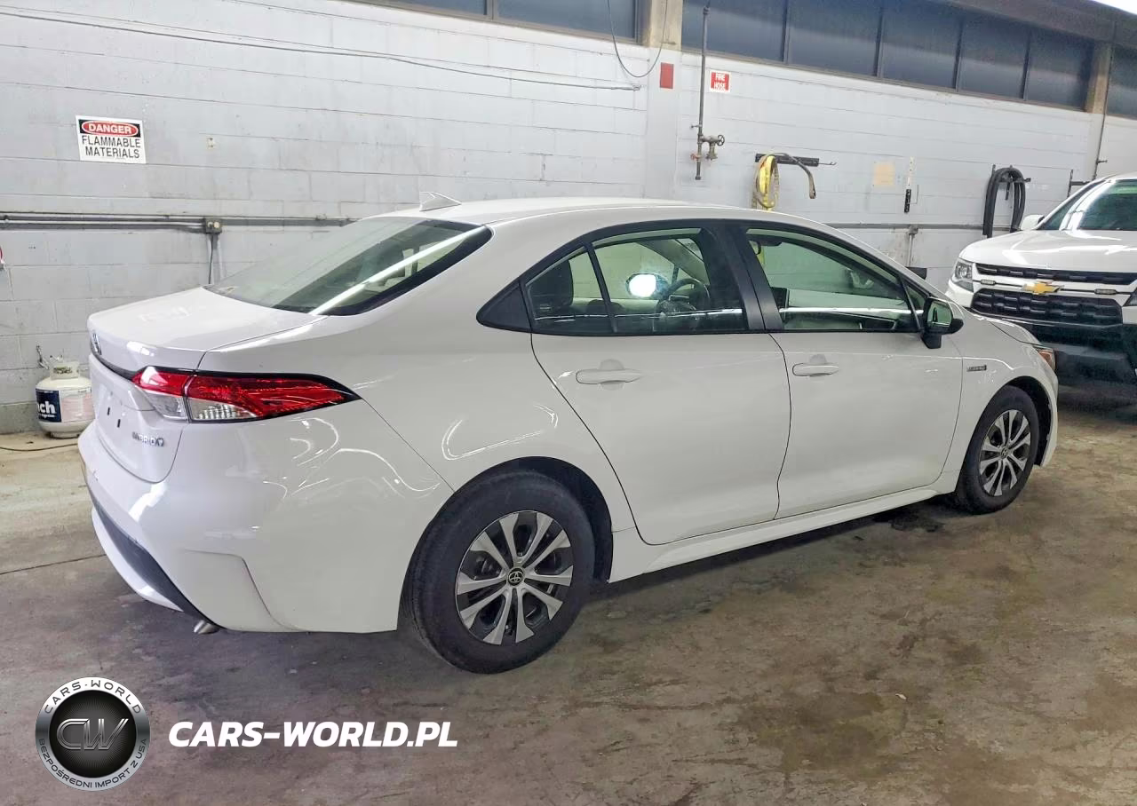 2021 Toyota Corolla Le VIN:JTDEAMDE6MJ011908 - 3