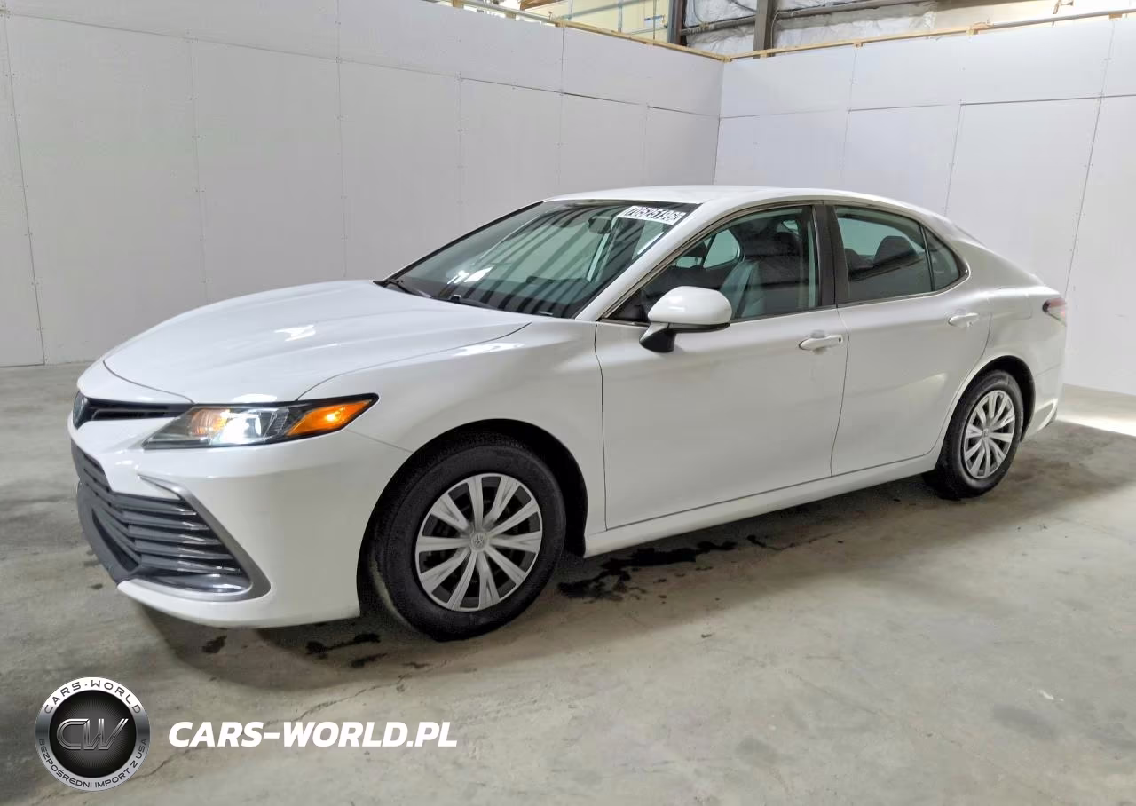 2022 Toyota Camry Le VIN:4T1C31AK0NU587001 - 1