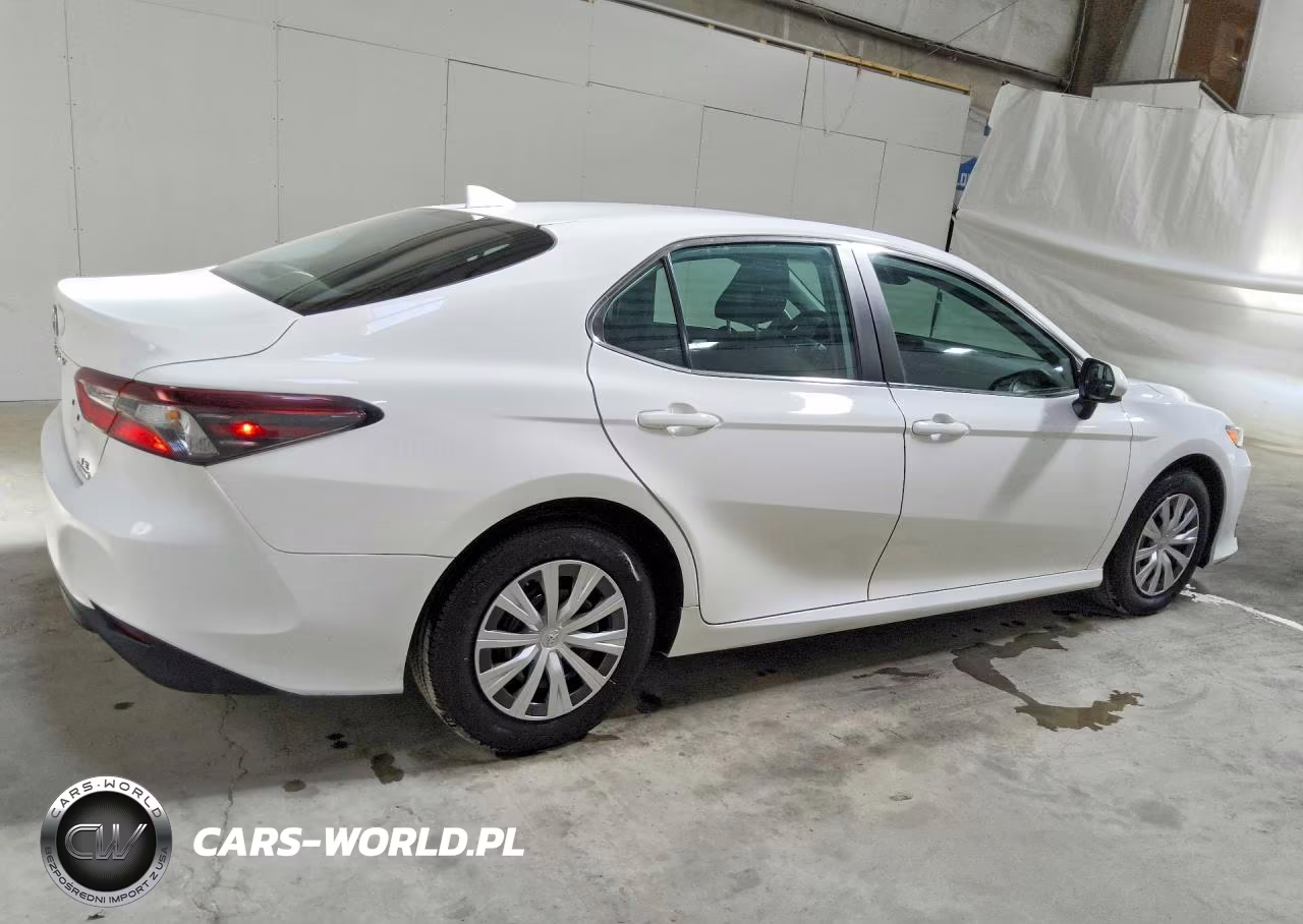 2022 Toyota Camry Le VIN:4T1C31AK0NU587001 - 3
