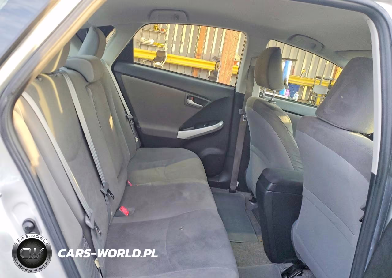 2012 Toyota Prius Plug-In Hybrid Base VIN:JTDKN3DP9C3007096 - 10