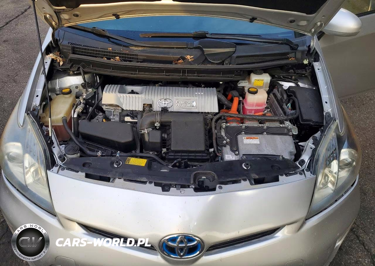 2012 Toyota Prius Plug-In Hybrid Base VIN:JTDKN3DP9C3007096 - 11