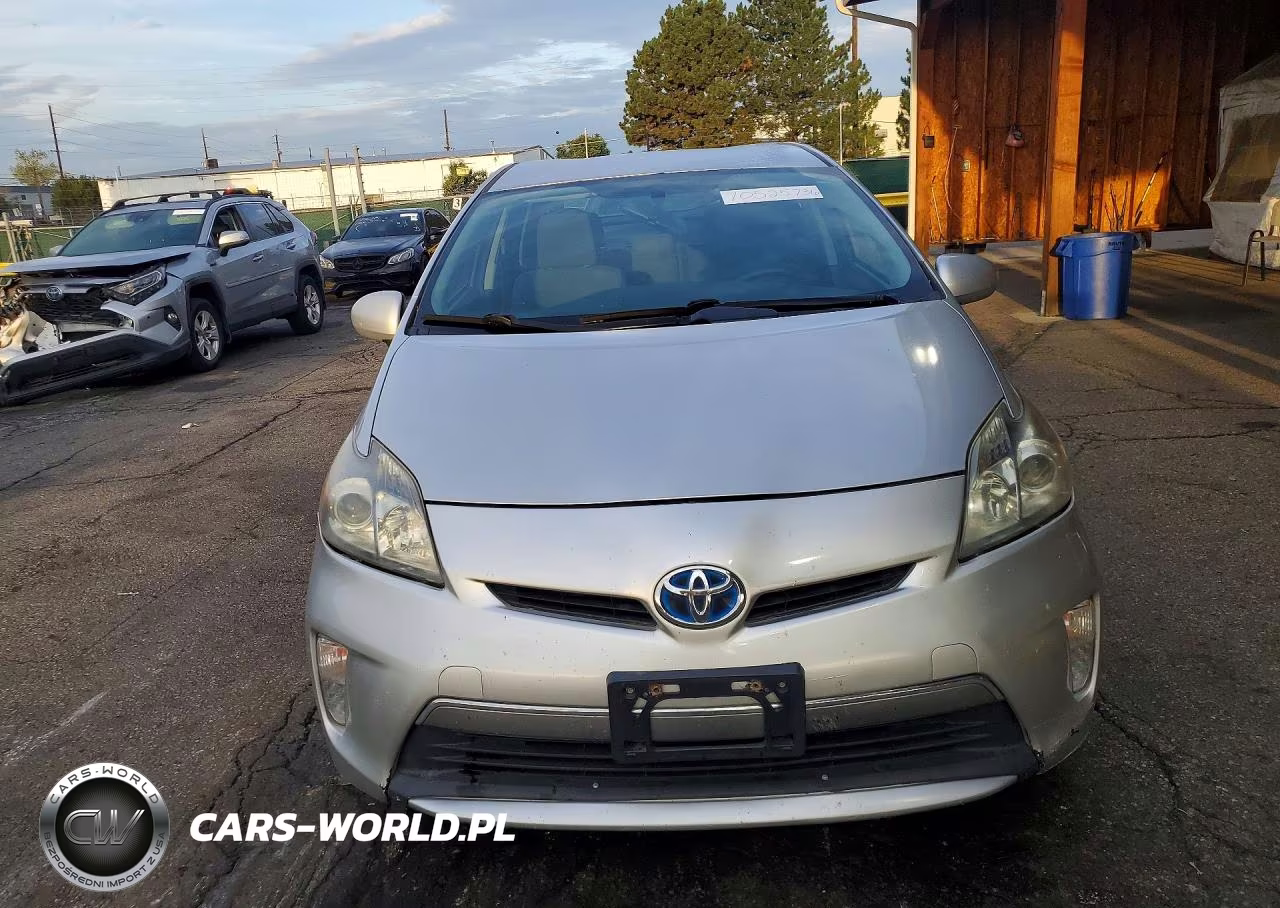 2012 Toyota Prius Plug-In Hybrid Base VIN:JTDKN3DP9C3007096 - 5