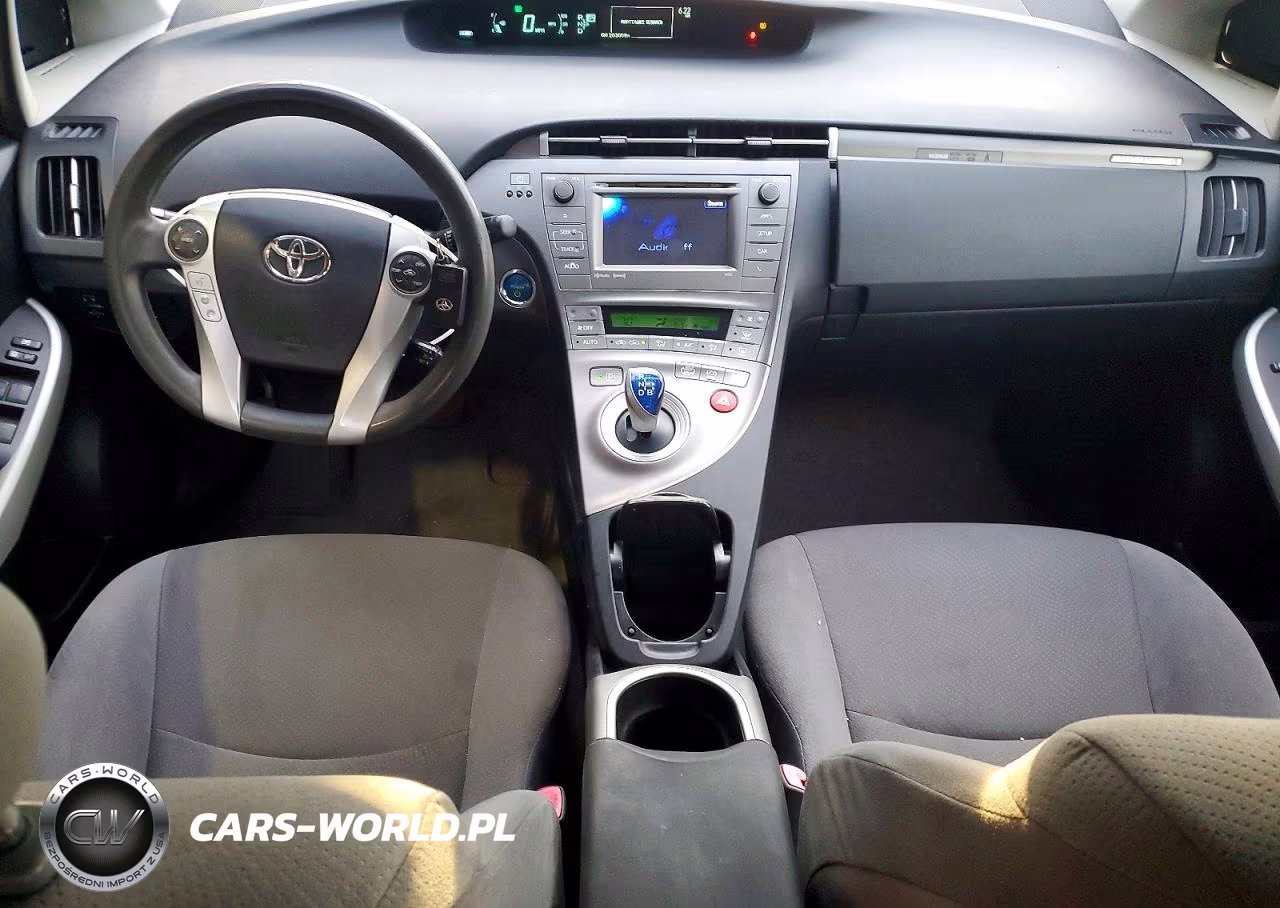2012 Toyota Prius Plug-In Hybrid Base VIN:JTDKN3DP9C3007096 - 8