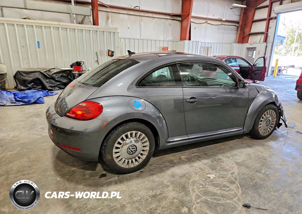 2015 Volkswagen Beetle VIN:3VWJ17AT6FM619725 - 3