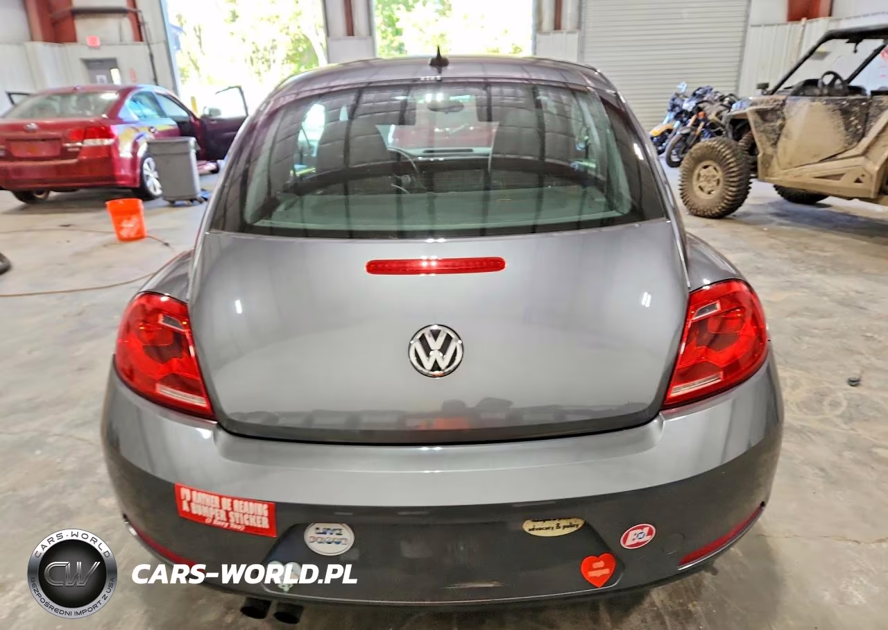2015 Volkswagen Beetle VIN:3VWJ17AT6FM619725 - 6