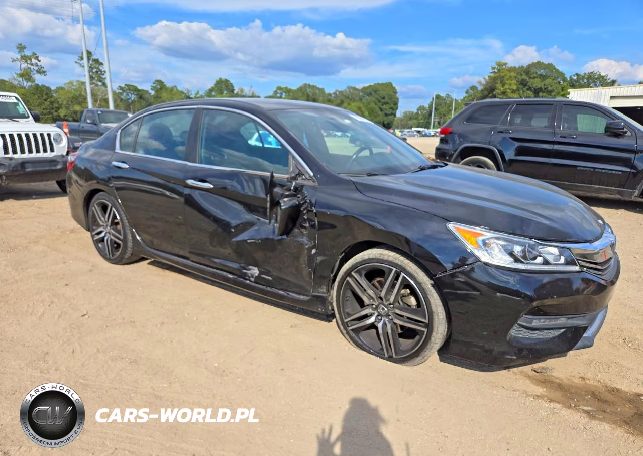 2017 Honda Accord Sport Special Edition VIN:1HGCR2F15HA294422 - 4