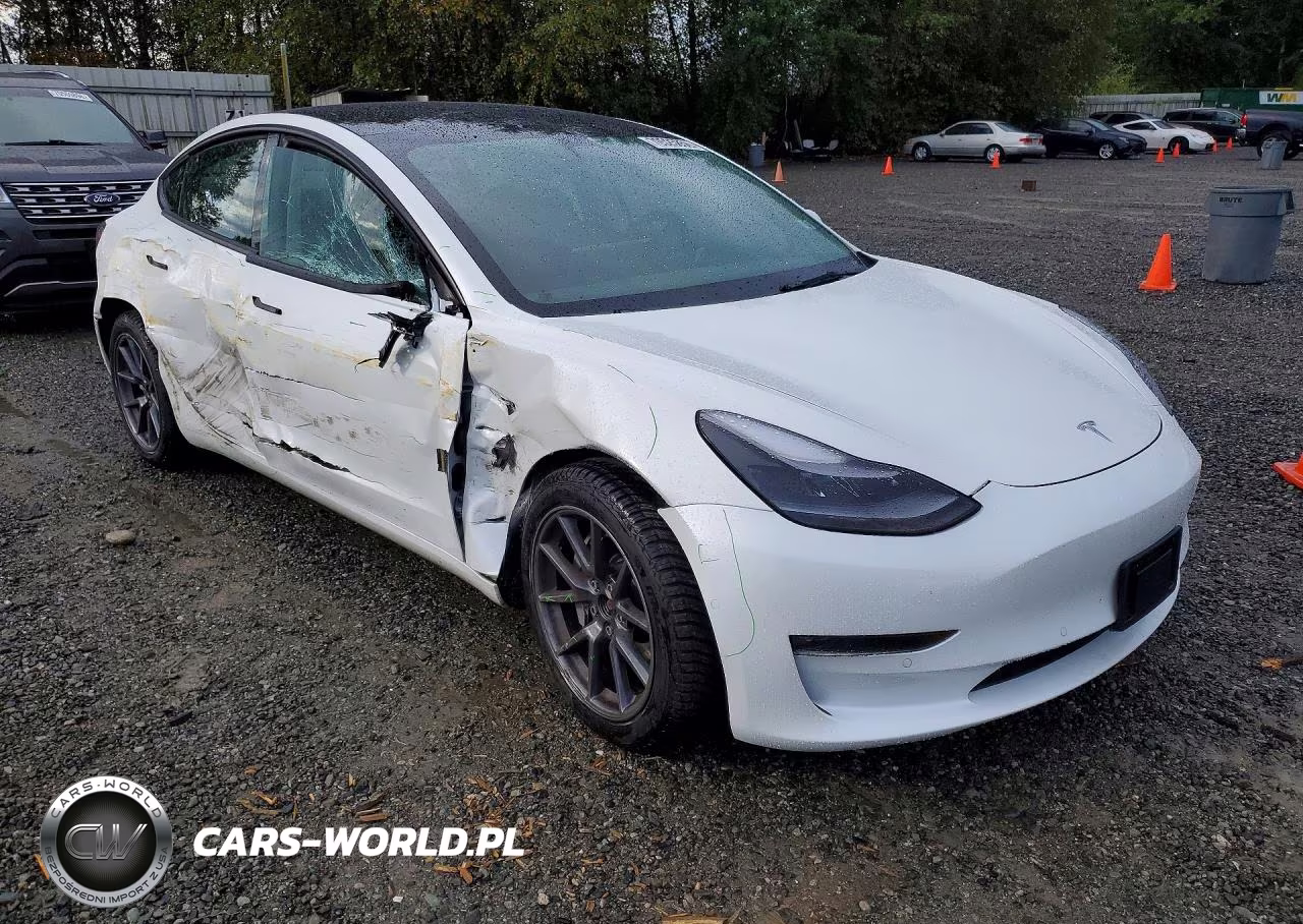 2022 Tesla Model 3 VIN:5YJ3E1EB6NF136401 - 4