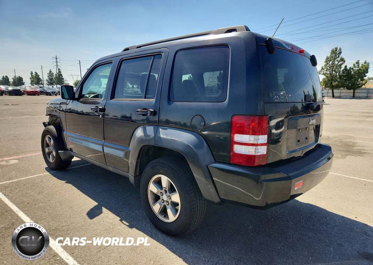 2008 Jeep Liberty Sport VIN:1J8GP28K88W236277 - 2